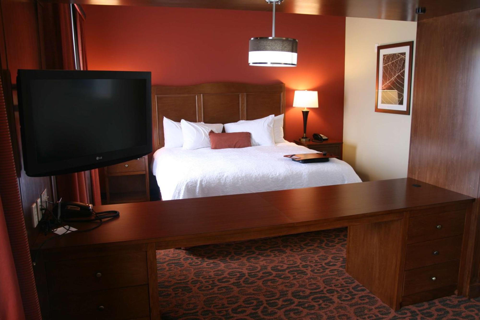 Hampton Inn & Suites Бастроп Екстериор снимка