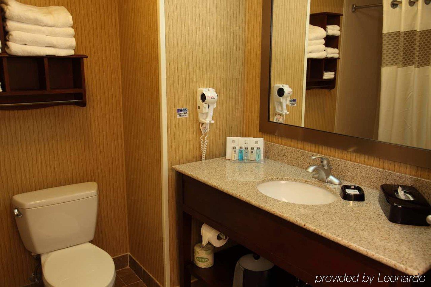 Hampton Inn & Suites Бастроп Екстериор снимка